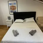 Apartment In The Heart Of Pula